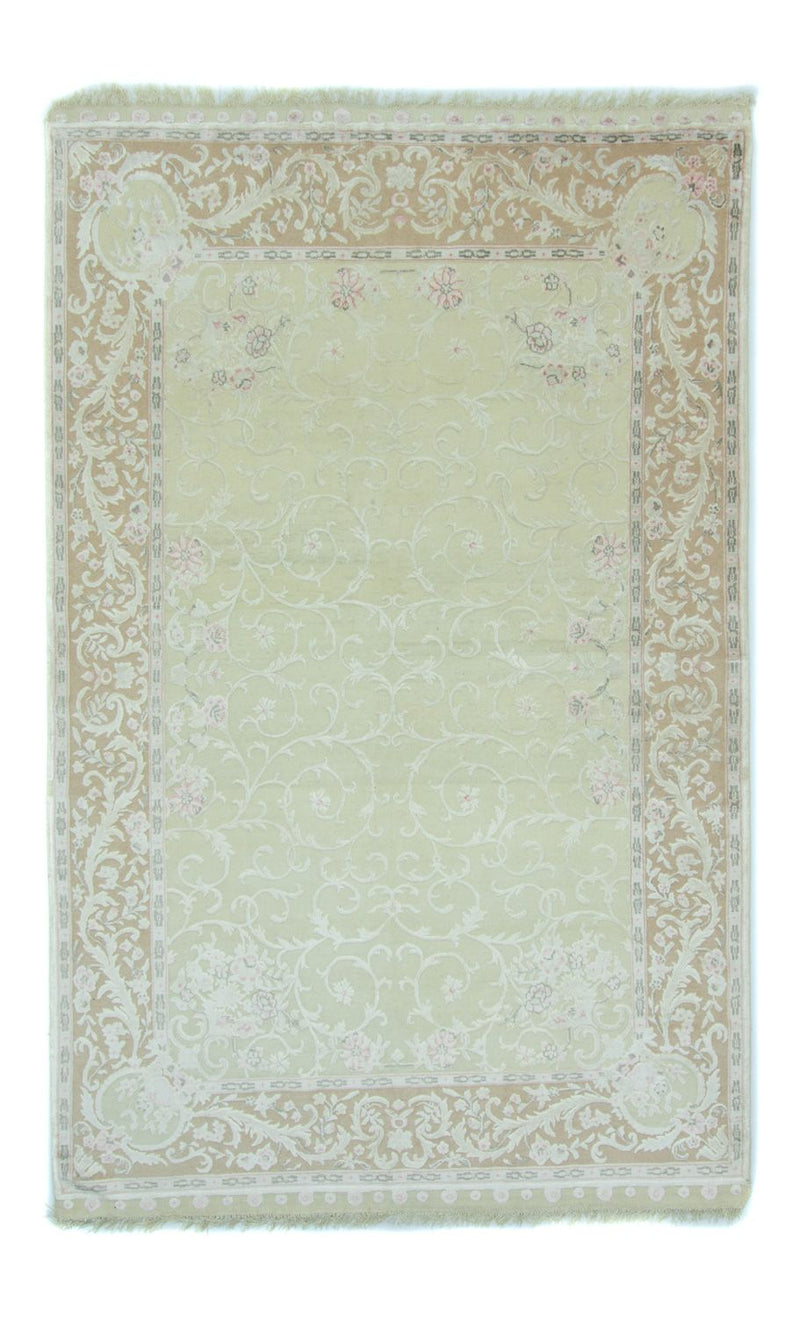 Designový koberec 200x304cm - Designerteppich
