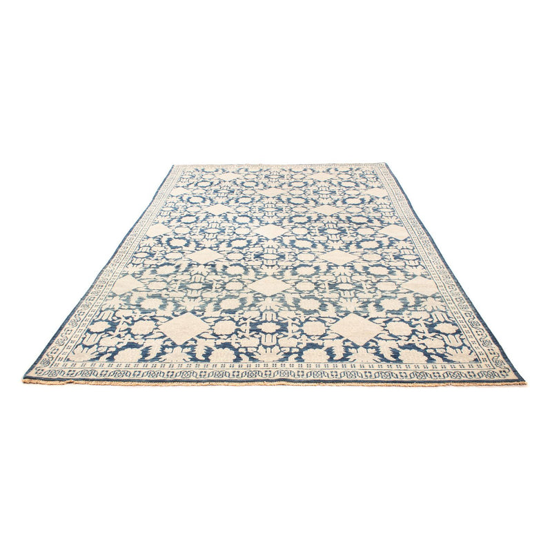 Designový koberec 185x279cm - Designerteppich