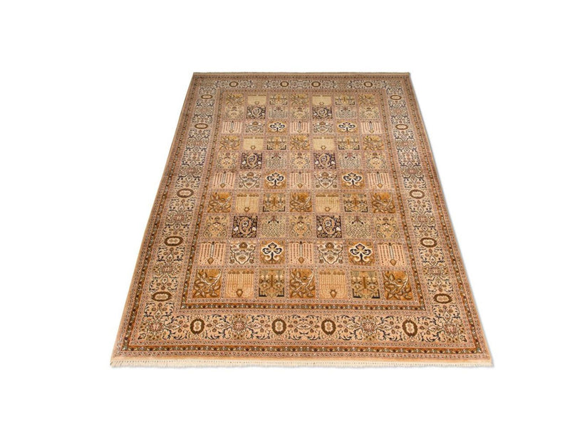 Kašmírské hedvábí Koberec 240x157cm - Orientální koberec
