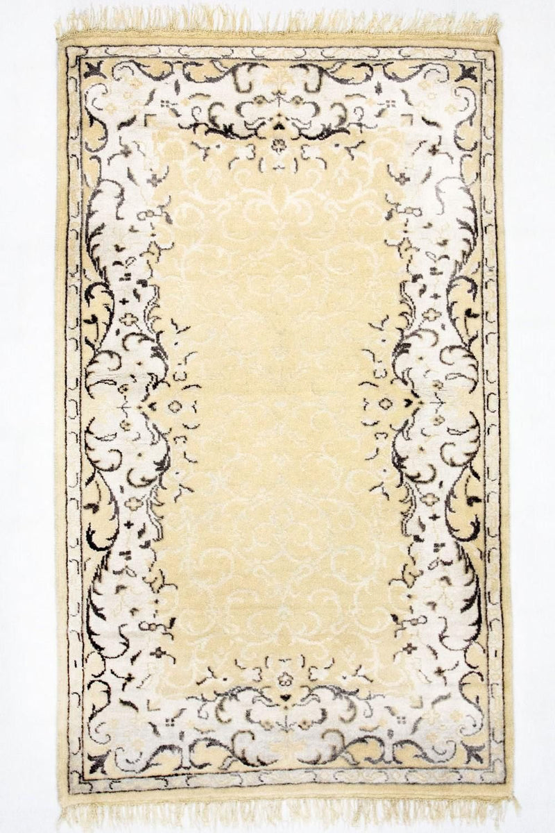 Designový koberec 88x156cm - Designerteppich