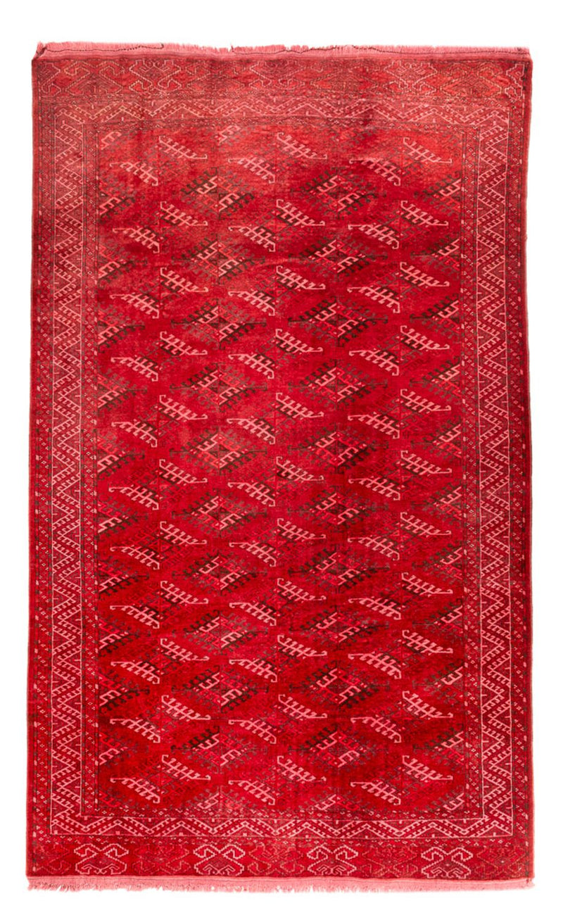 Perský koberec 279x323cm