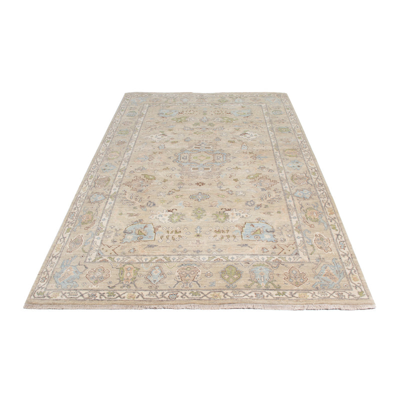 Designový koberec 270x177cm - Designerteppich