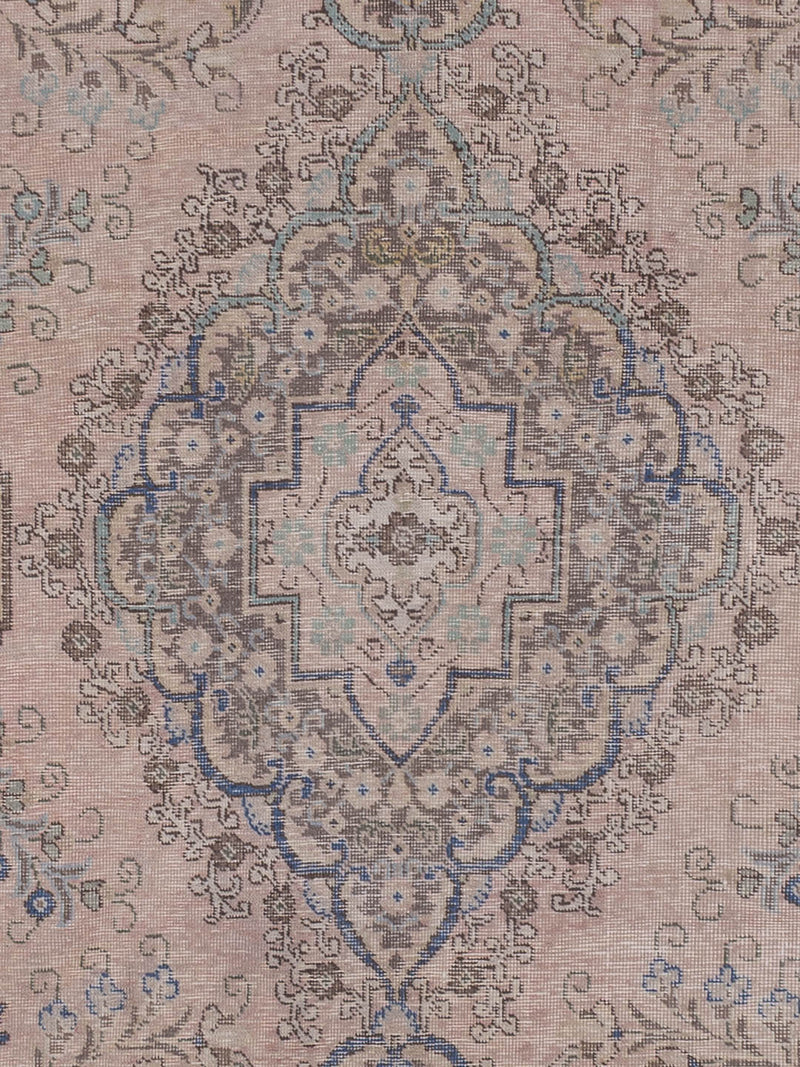 Vintage koberec 187x289cm