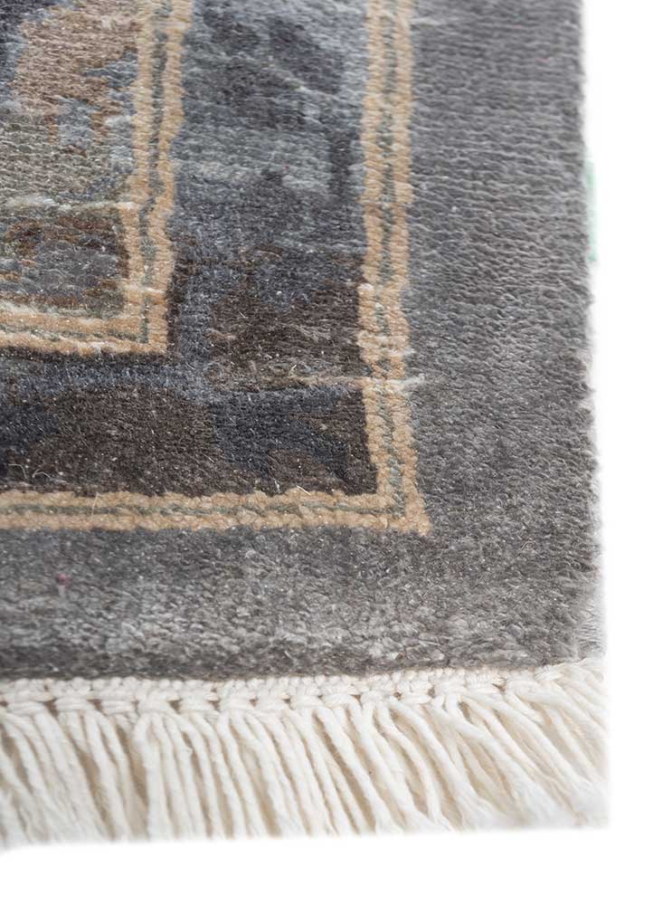Designový koberec - 300 x 240 cm - světle šedá
