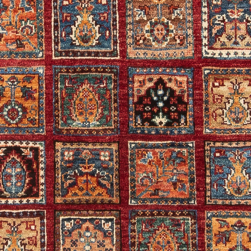 Bakhtiari Koberec 85x111cm - Orientální koberec