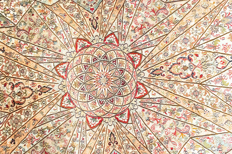 Kašmírské hedvábí Koberec 167x250cm - Orientální koberec
