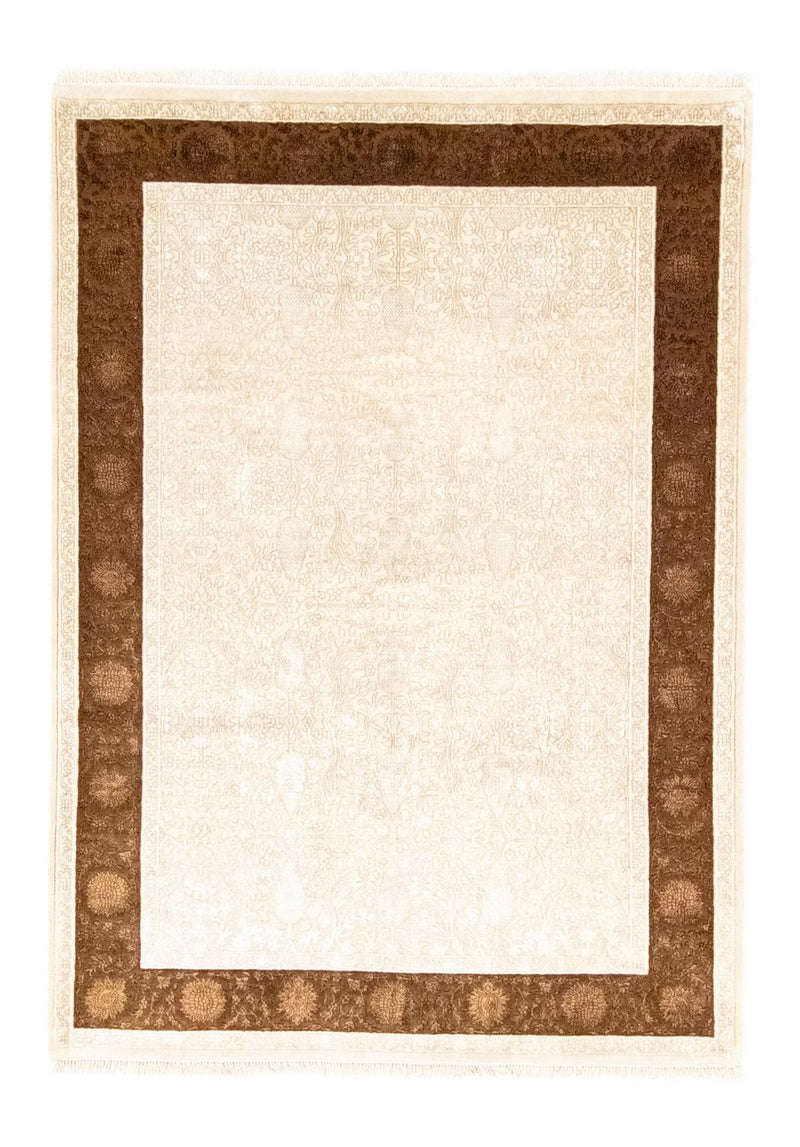 Designový koberec 173x240cm - Designerteppich