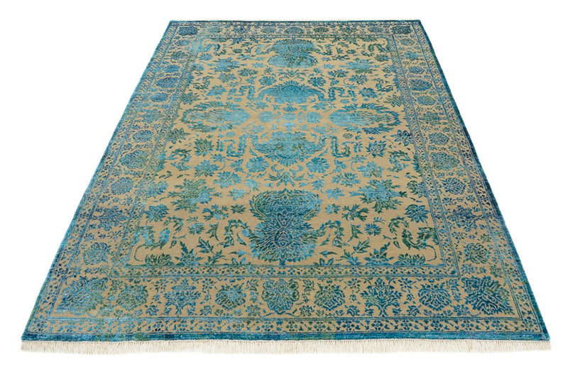 Designový koberec 123x175cm - Designerteppich
