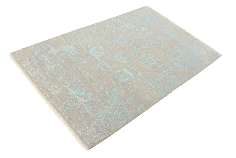 Designový koberec 101x154cm - Designerteppich