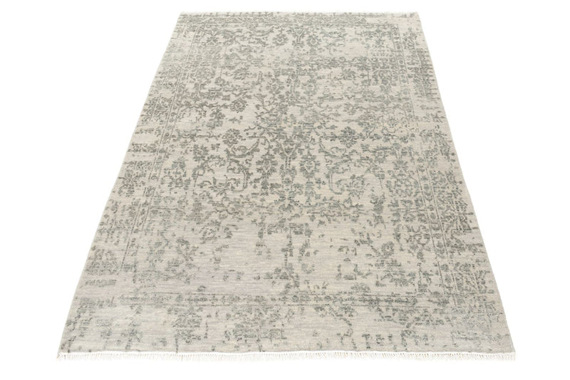 Designový koberec 123x179cm - Designerteppich