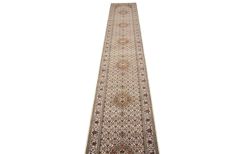 Indo Tabriz Koberec 602x81cm - Orientální koberec