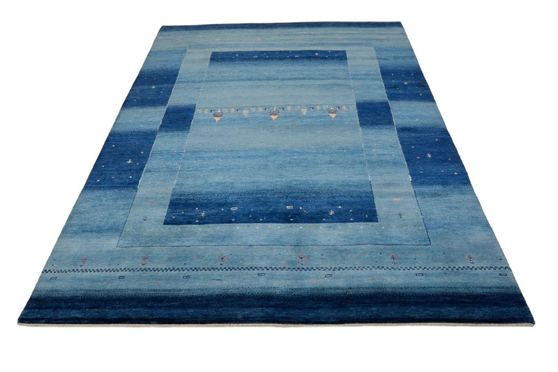 Gabbeh koberec - Loribaft Indus - 241 x 175 cm - modrá
