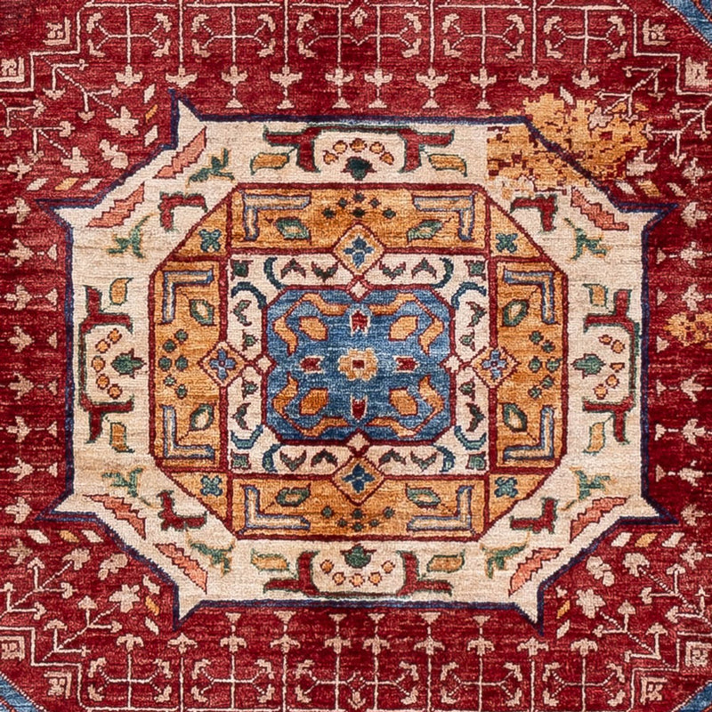 Designový koberec 176x230cm - Designerteppich