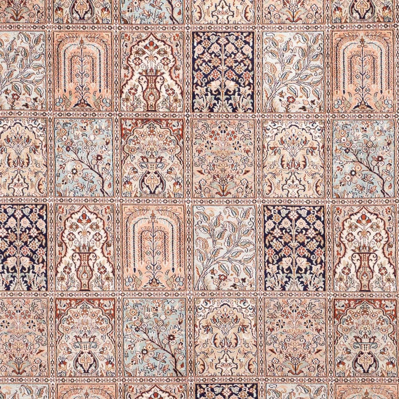 Kašmírské hedvábí Koberec 246x304cm - Orientální koberec