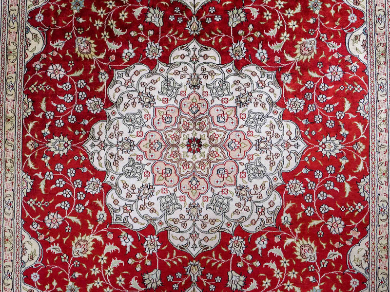 Čínské hedvábí Koberec 272x188cm - Orientální koberec