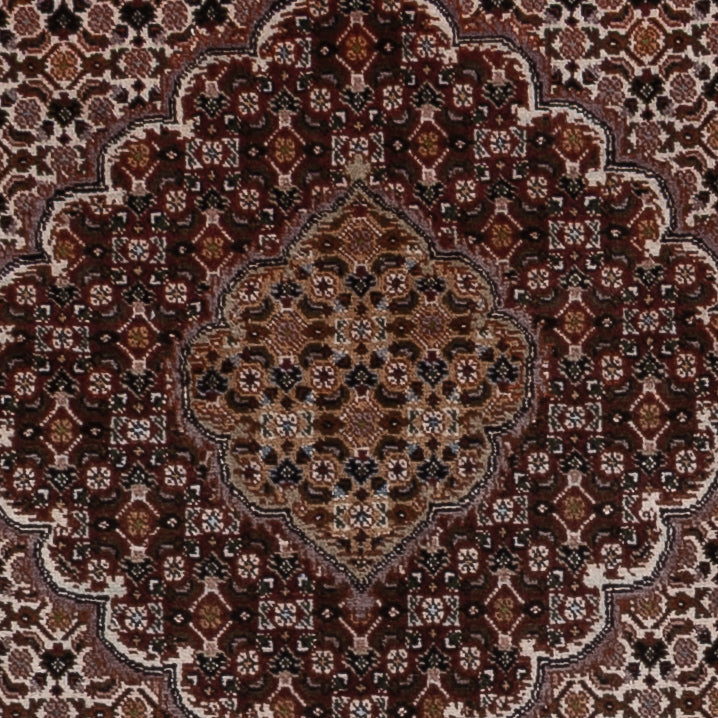 Perský koberec - Tabríz - 203 x 155 cm - tmavě béžová
