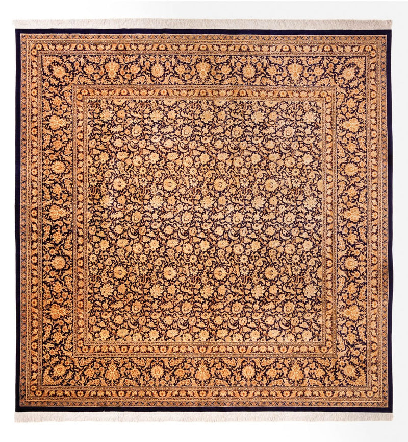 Qom hedvábí Koberec 243x247cm - Perský koberec