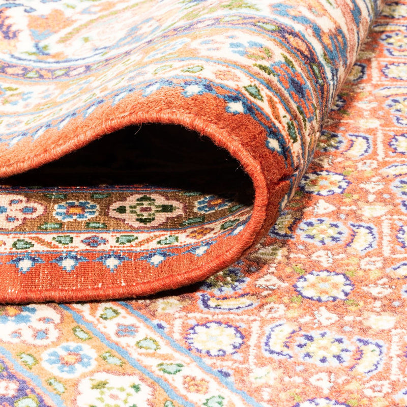 Perský koberec - Klasický čtvercový  - 246 x 242 cm - světle červená