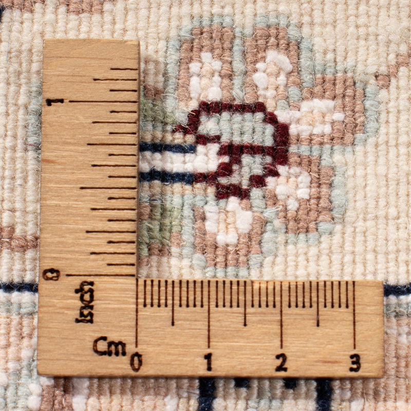 Perský koberec - Nain - Premium - 307 x 250 cm - červená