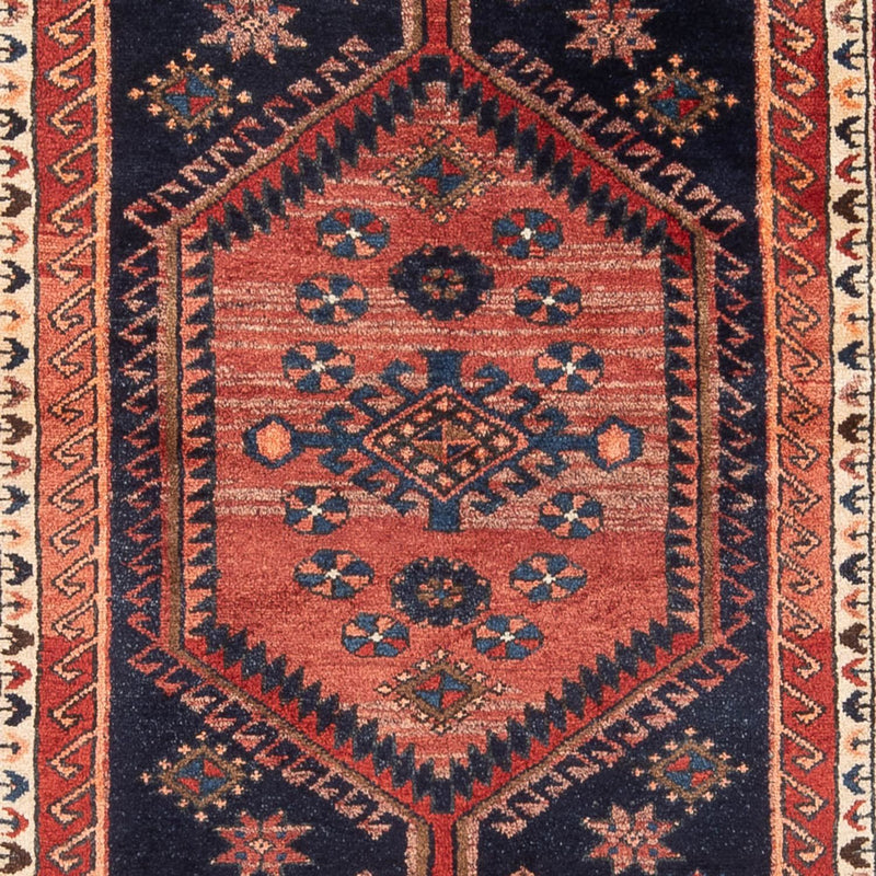 Hamadan Koberec 235x123cm - Perský koberec