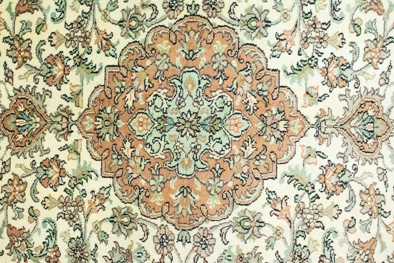 Kašmírské hedvábí Koberec 129x183cm - Orientální koberec