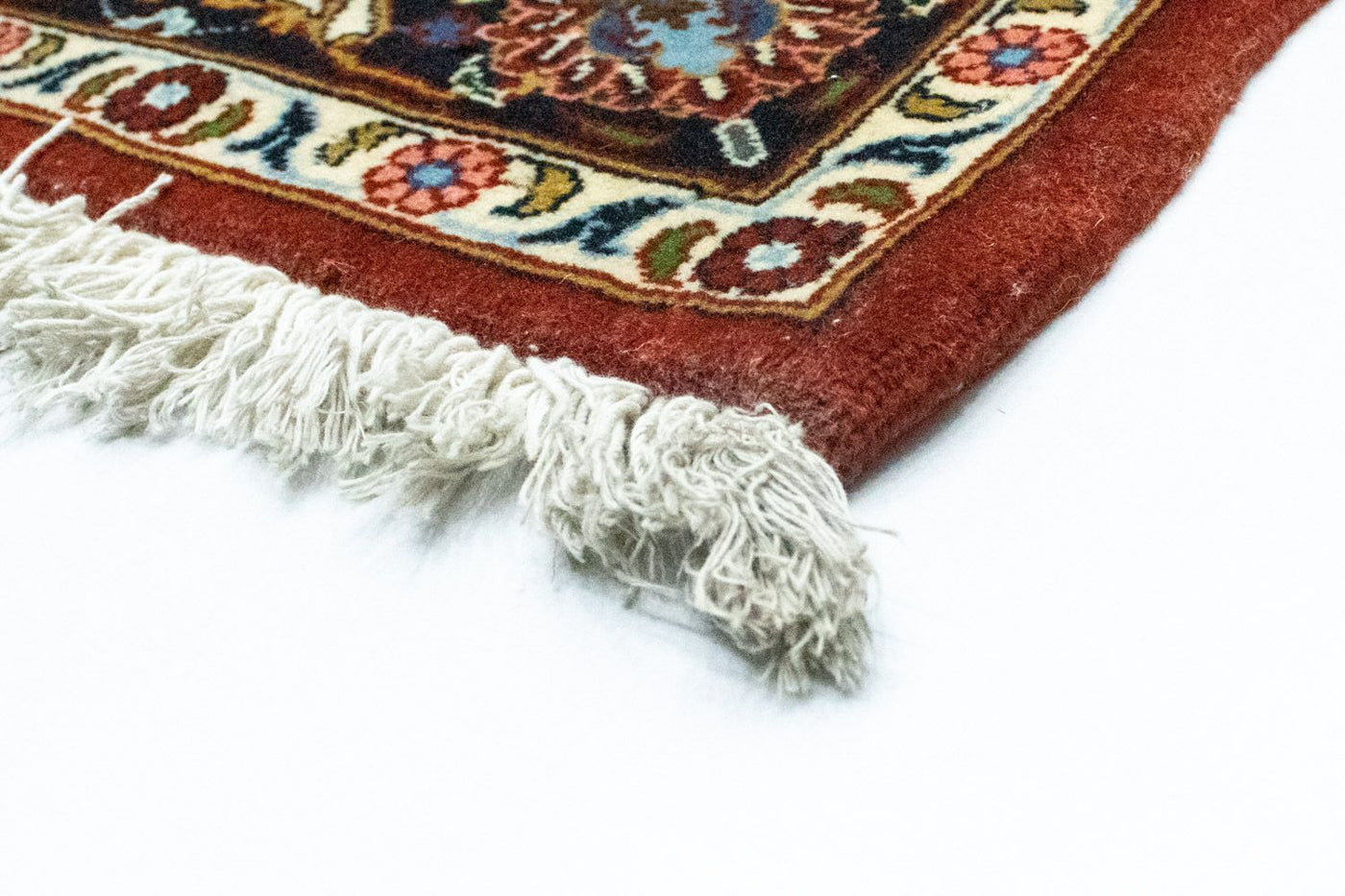 Tabriz Koberec 226x141cm - Perský koberec