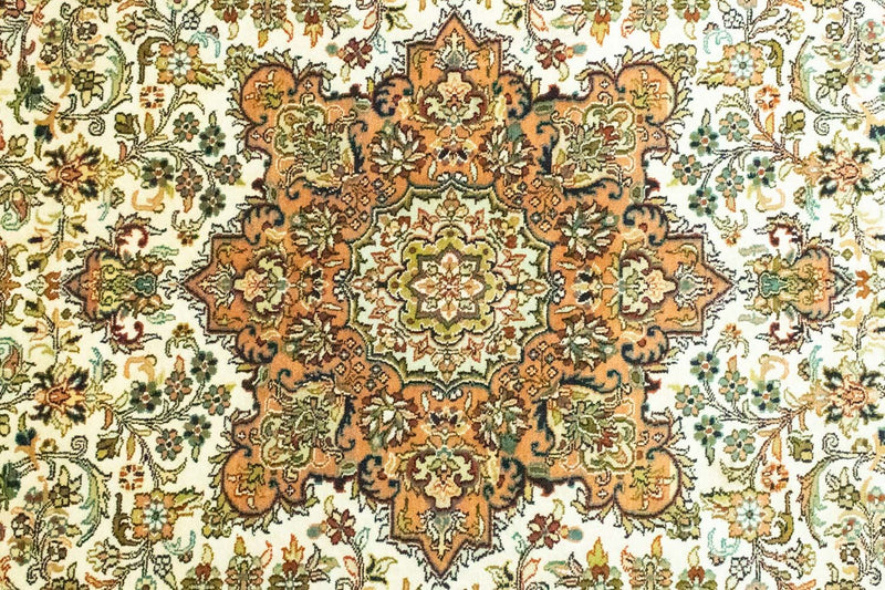 Kašmírské hedvábí Koberec 217x308cm - Orientální koberec