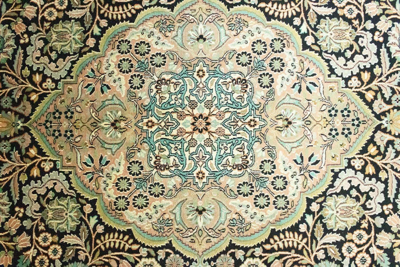 Kašmírské hedvábí Koberec 213x311cm - Orientální koberec