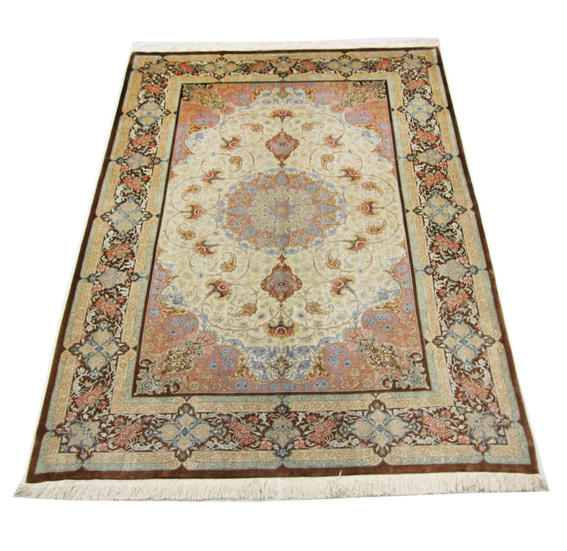 Qom hedvábí Koberec 155x240cm - Perský koberec
