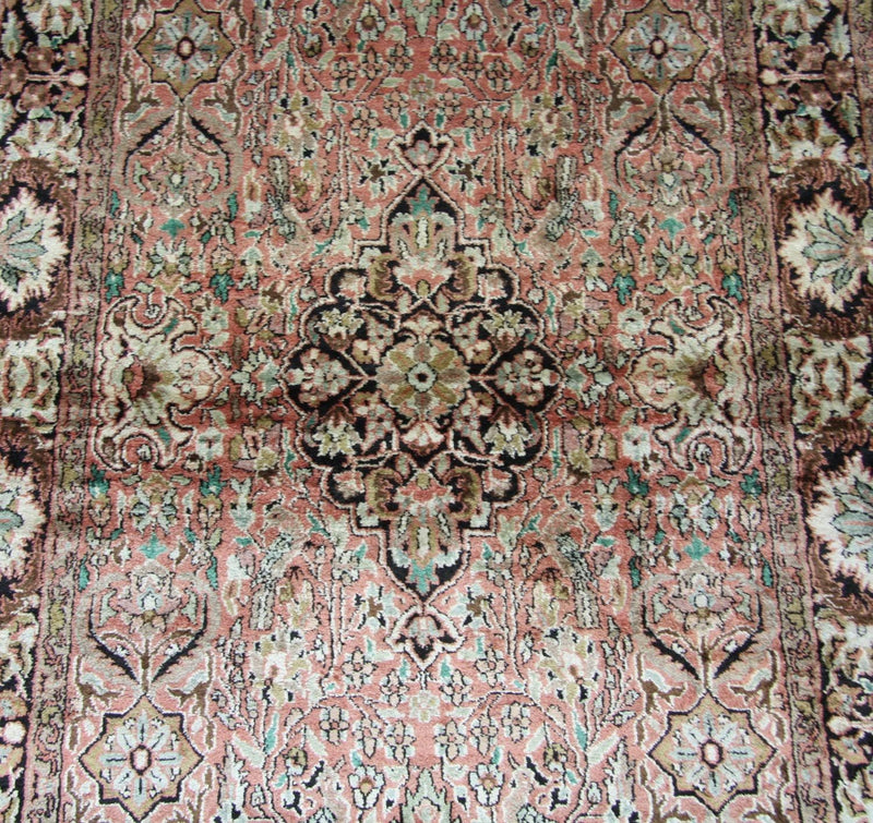 Kašmírské hedvábí Koberec 91x164cm - Orientální koberec