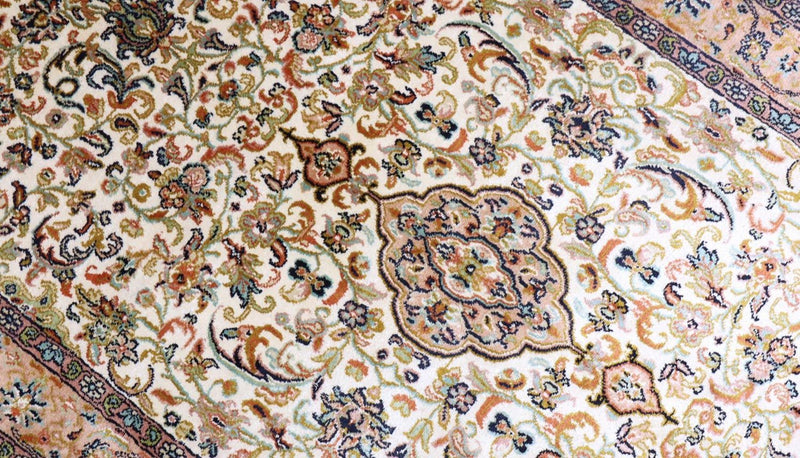 Kašmírské hedvábí Koberec 99x155cm - Orientální koberec