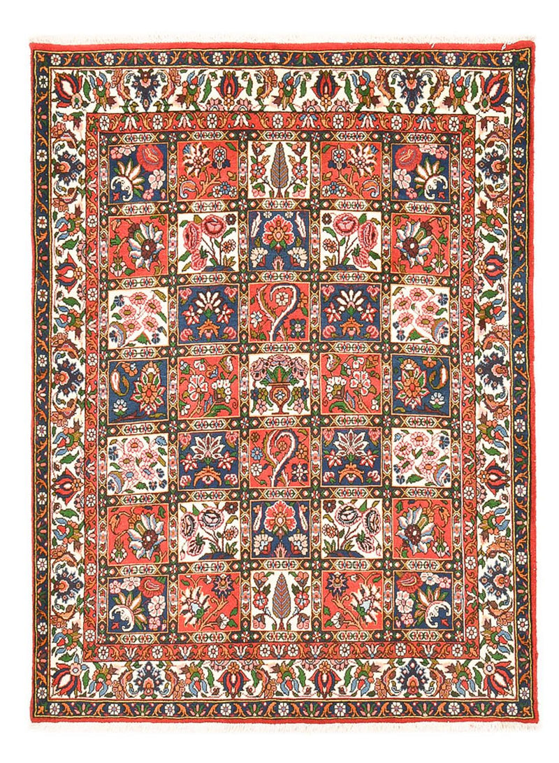 Bakhtiari Koberec 140x192cm - Perský koberec