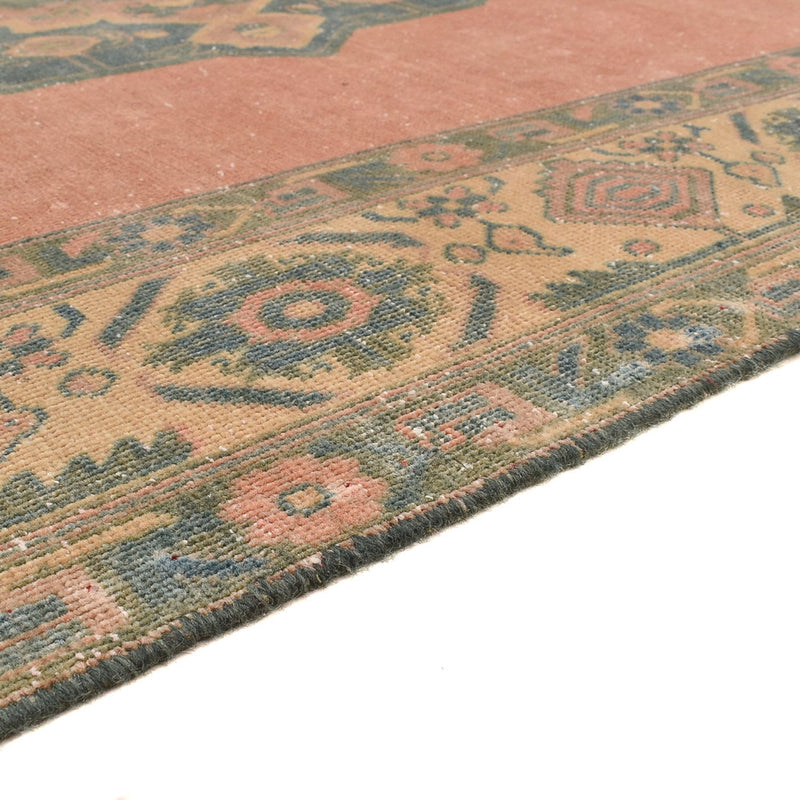 Vintage koberec 163x233cm