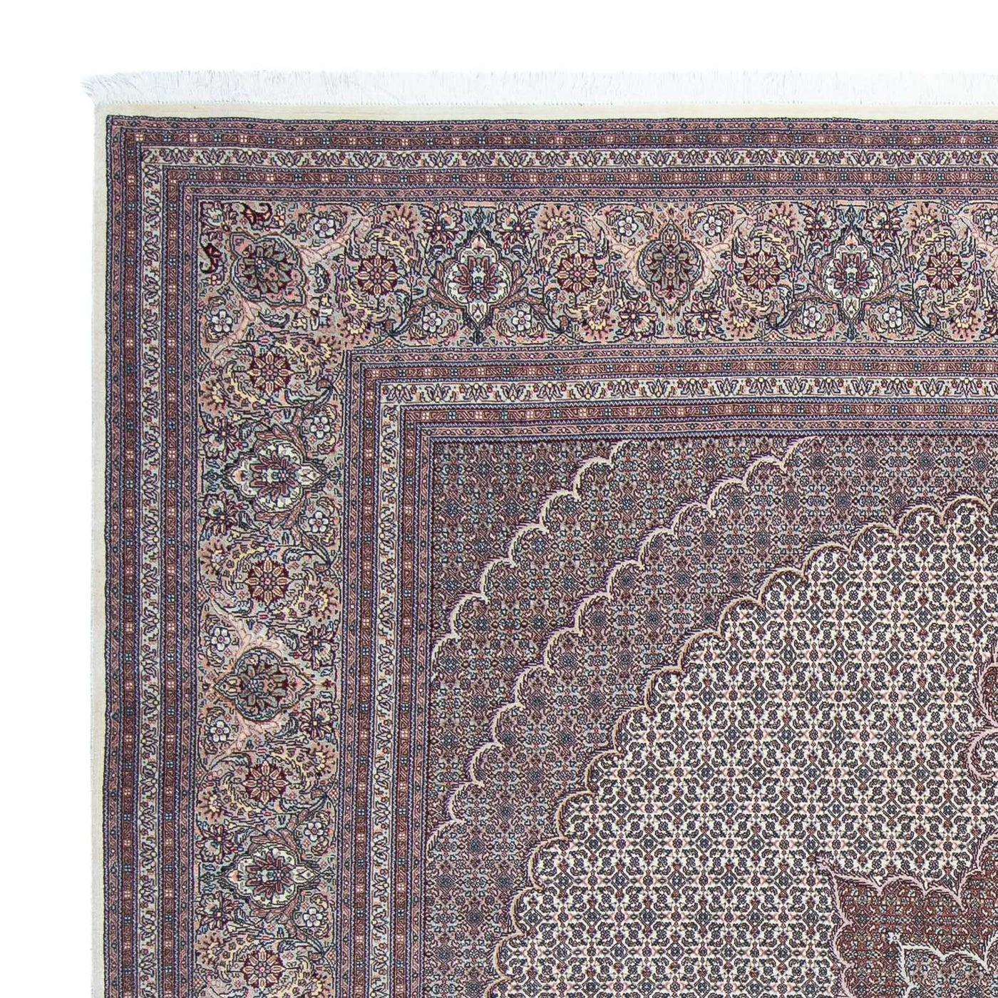 Tabriz Koberec 258x252cm - Perský koberec