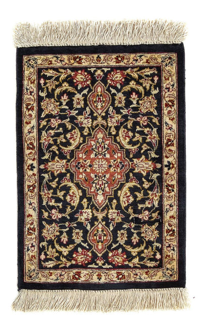 Qom hedvábí Koberec 28x42cm - Perský koberec