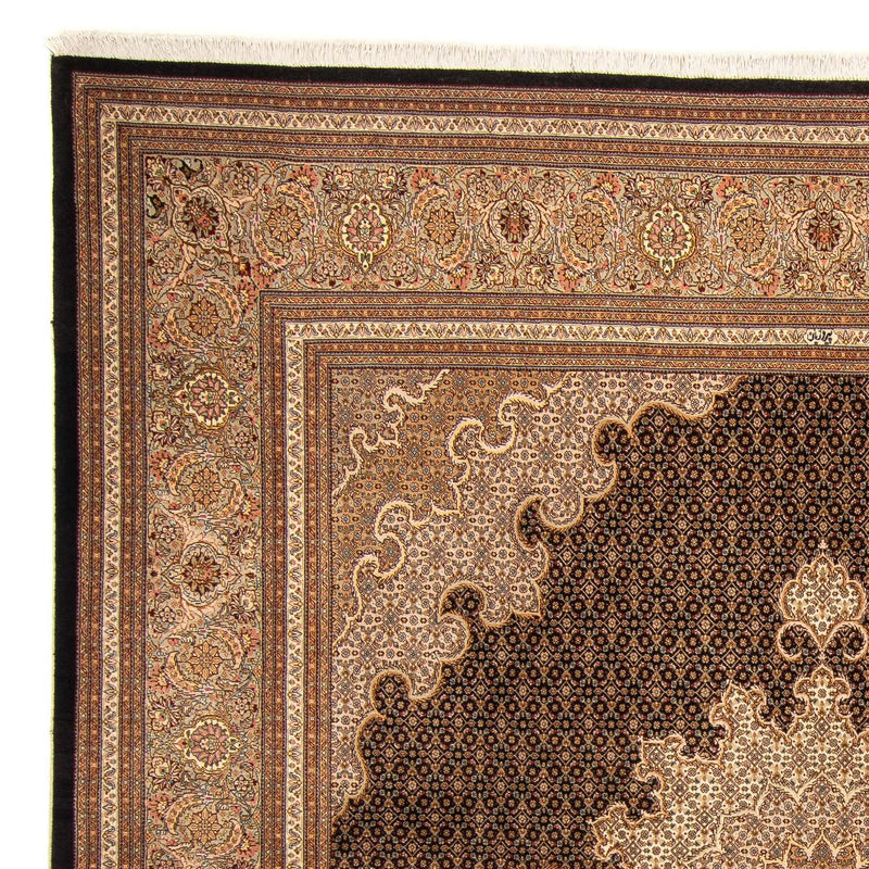 Tabriz Koberec 270x252cm - Perský koberec