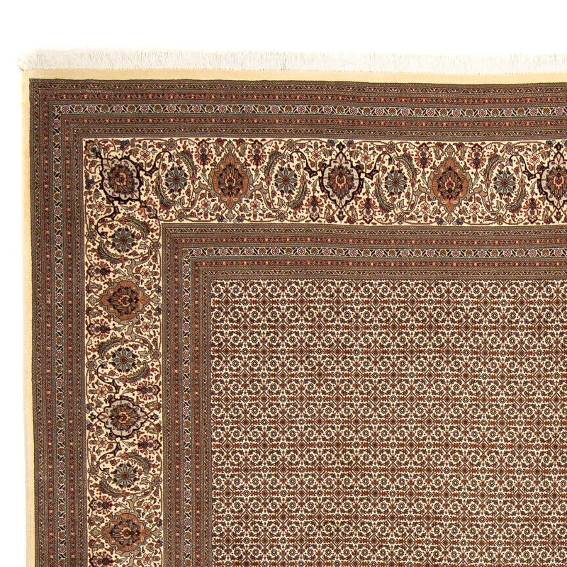 Tabriz Koberec 251x258cm - Perský koberec
