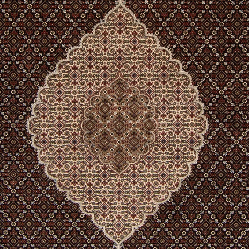 Tabriz Koberec 246x253cm - Perský koberec