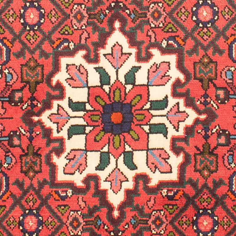 Hosseinabad Koberec 100x146cm - Perský koberec