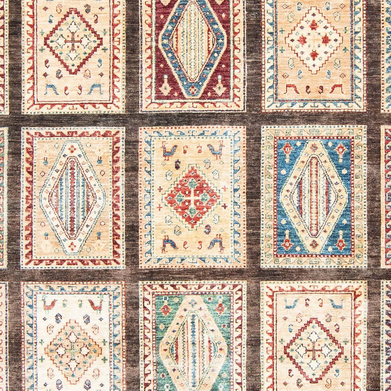 Bakhtiari Koberec 252x311cm - Orientální koberec
